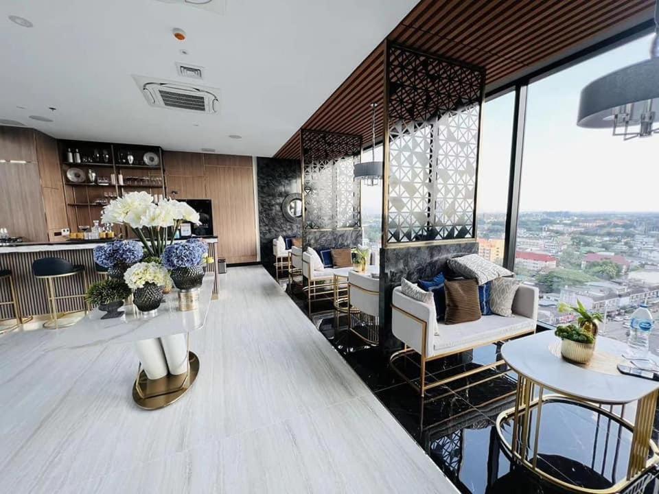 Astra Sky River Chiang Mai Bagian luar foto